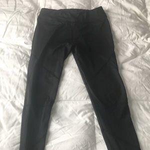 Solow Black Athletic Leggings Size S